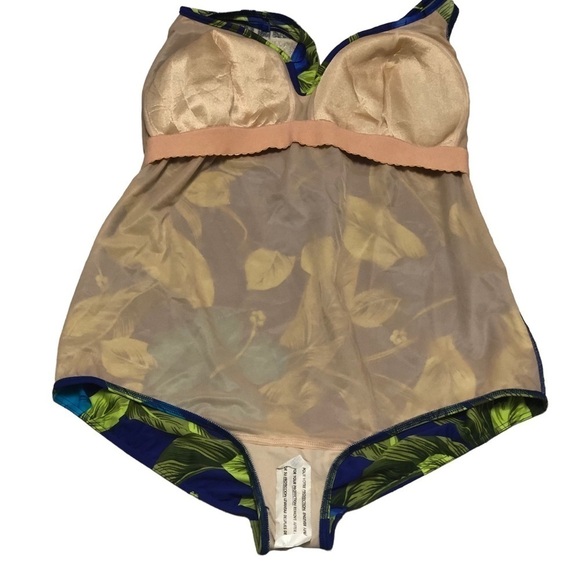 NWT - AVENUE Green & Blue Tropical Floral Modest One-Piece Swimsuit - Size 28 - Picture 4 of 7